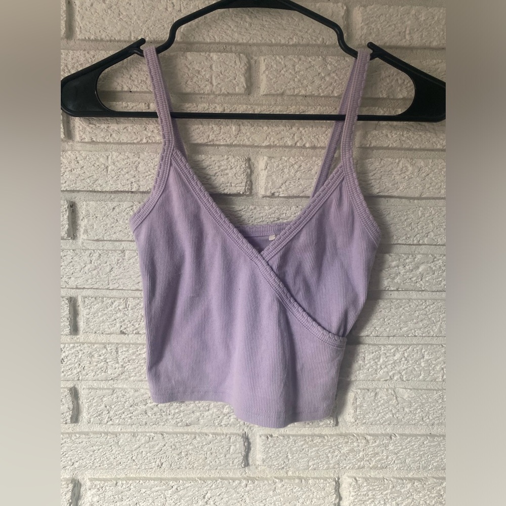 ME TO WE LILAC WOMENS CROP TOP